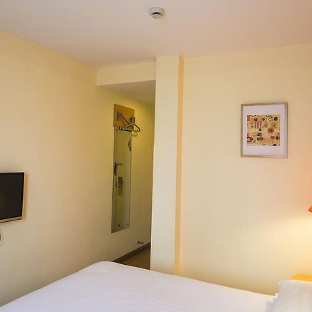 Home Inn Beijing Changping Technology Park Shuitun Экстерьер фото